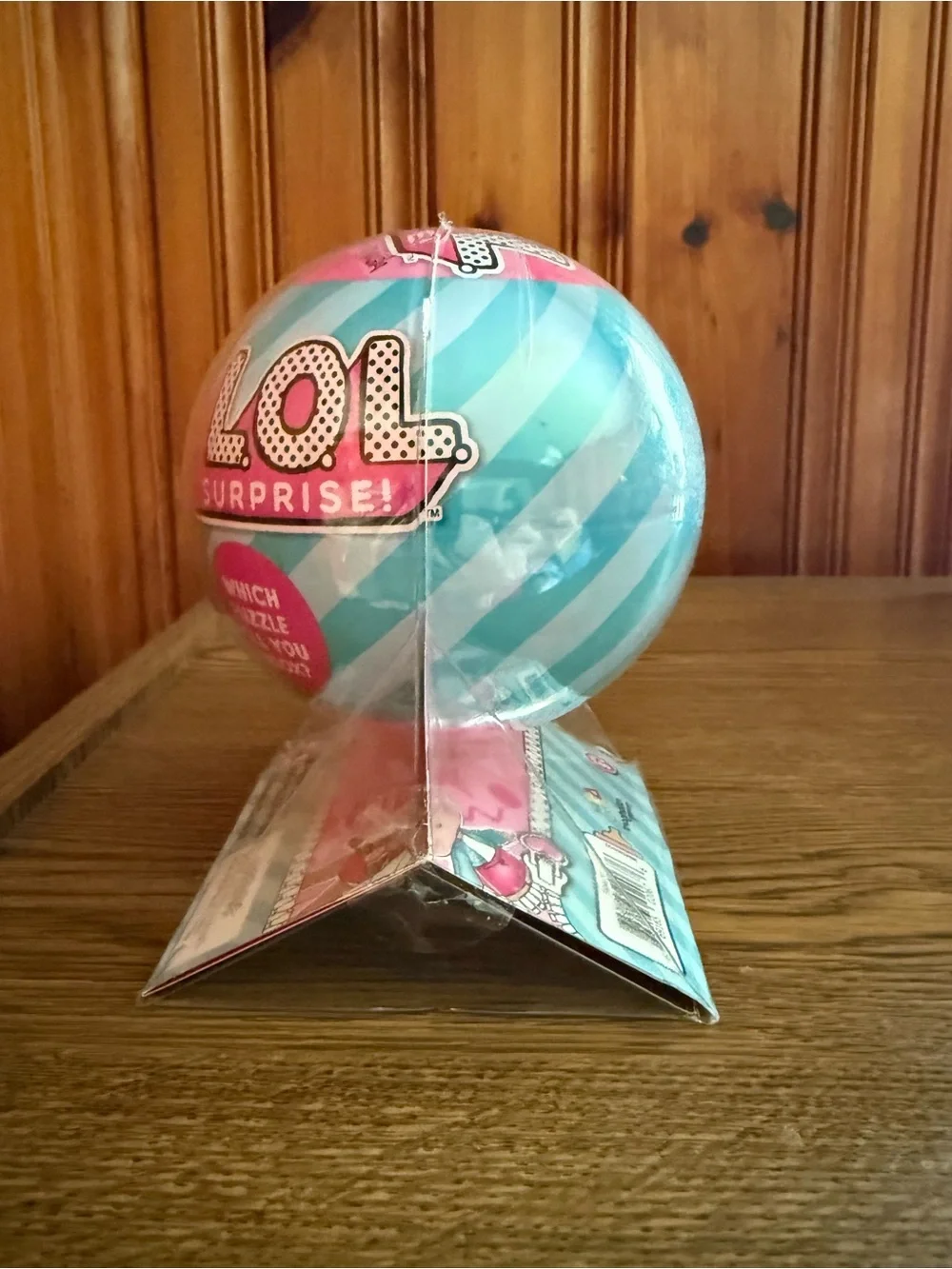 L.O.L. Surprise! Pink & Teal Doll Puzzle Ball - Kids Toy